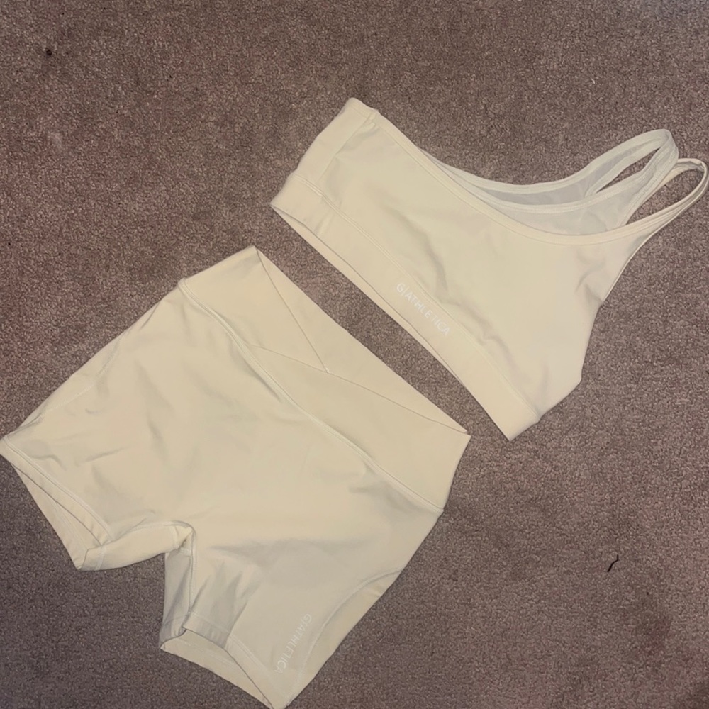 WORKOUT SET 🥰